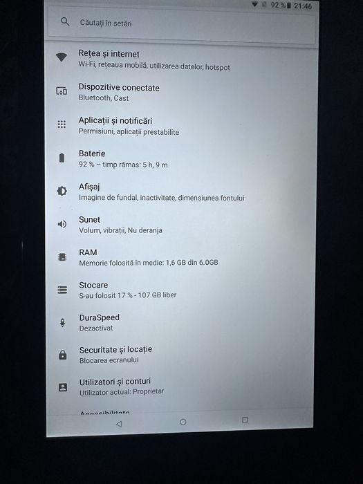 Vând tableta nouǎ cu cartela sim