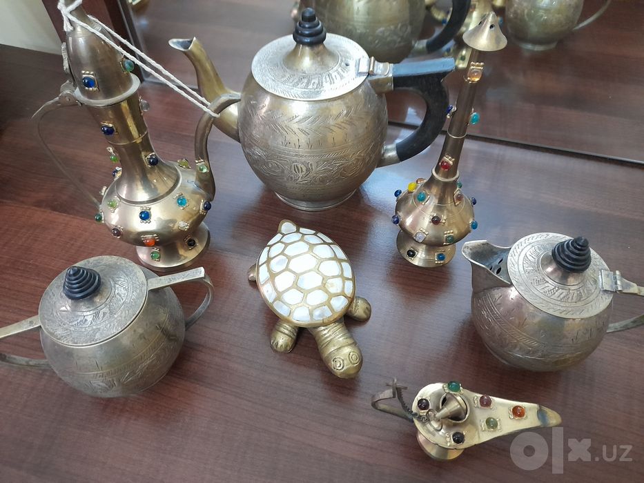 Коллекция посуды и декора из мельхиора
