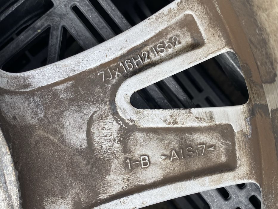 16 цола 5 х 112 мм Фолксваген , Ауди , VW , Audi