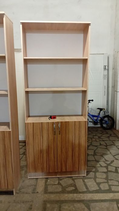 Шкаф пенал с полками б/у