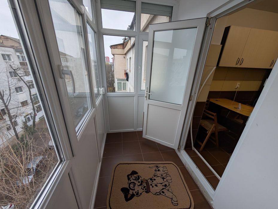 închiriat apartament 3 camere  metalurgie