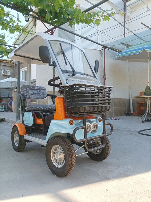 Електрическа четириколка Luxor 1500W 23Ah триместна 2+1 с покрив

Двиг