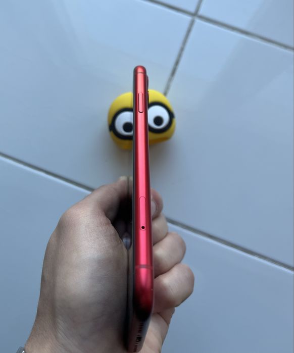 Iphone 11 RED продам