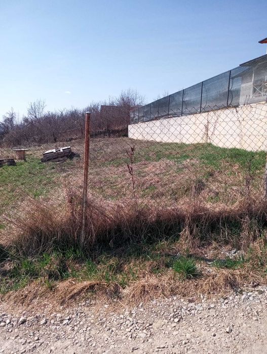 Vând teren intravilan strada Codrului Nr 17D Bistrița
