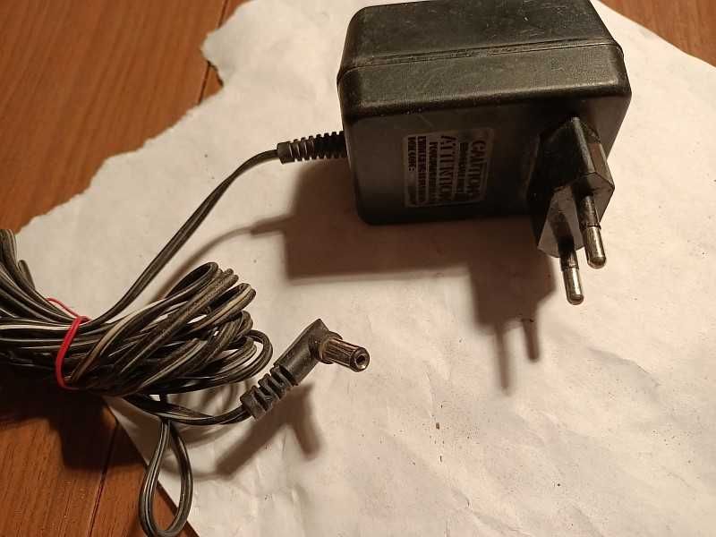 Продам адаптер питания (SB41-128).