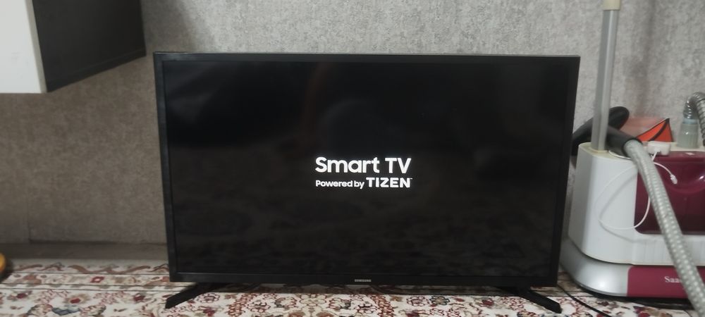 Телевизор SMART TV  82м