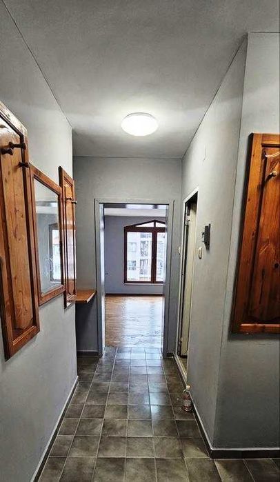 Двустаен апартамент в район Зимно Кино Тракия- в близост до Гранд Мол!