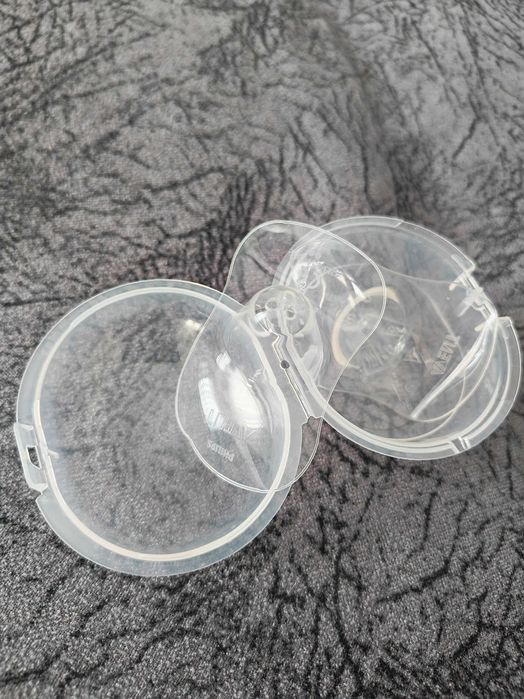 Помпа за кърма  Cangaroo + комплект протектори за зърна Avent