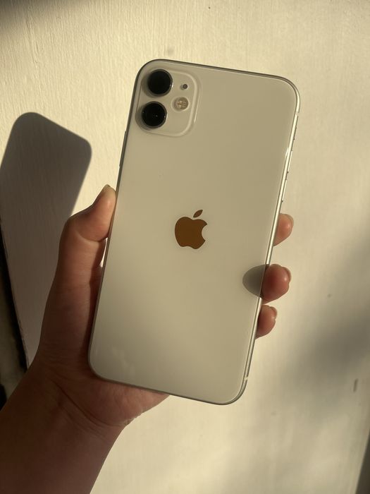 Айфон 11 128гб отличный