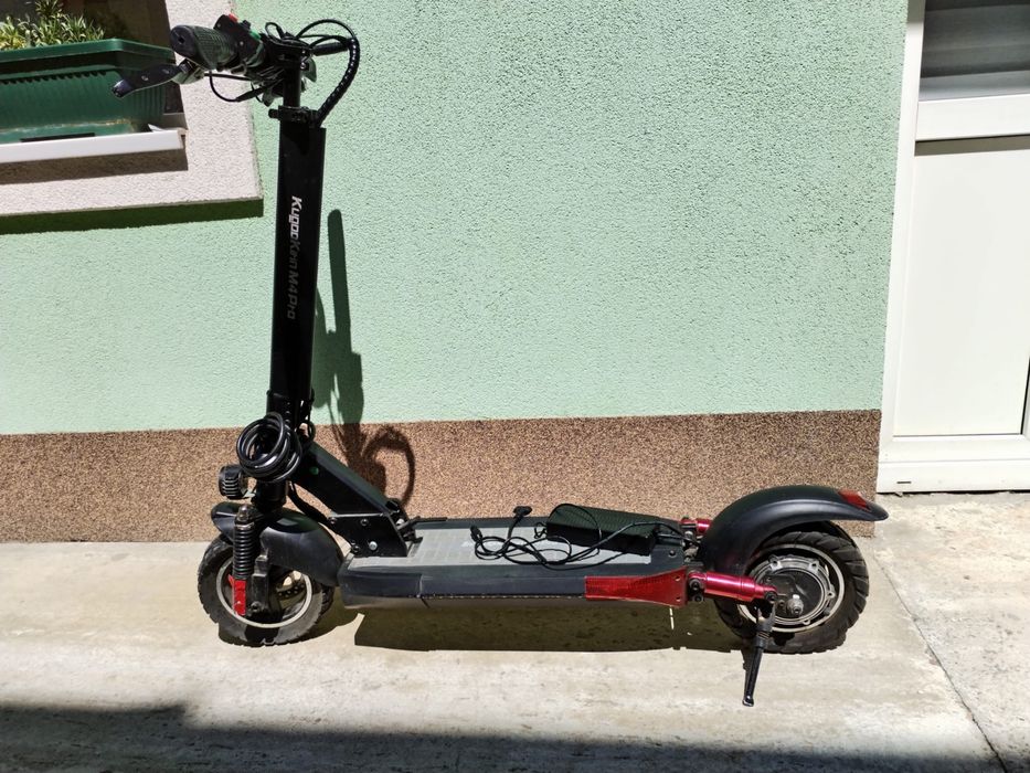 Trotinetă electrică Kugoo Kirin M4 Pro – puternică, confortabilă și rapidă