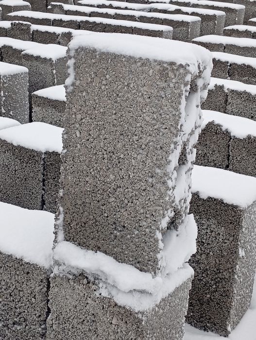 Шлака блок и кирпич