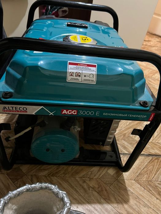 Продам бензиновый генератор 3Квт