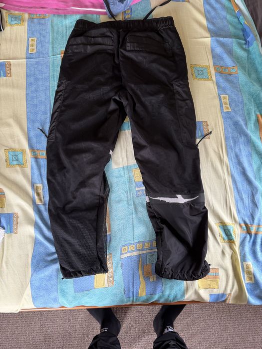 Чисто нов панталон на Луда