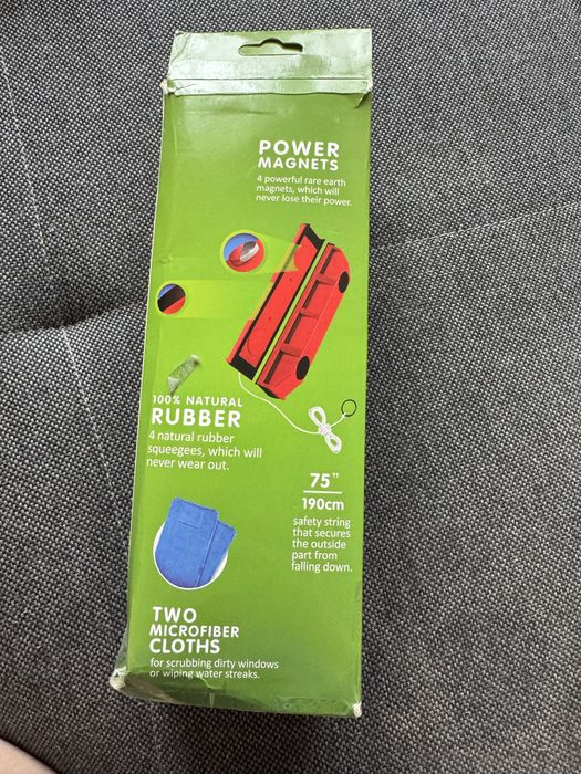 Magnet spalat geamuri