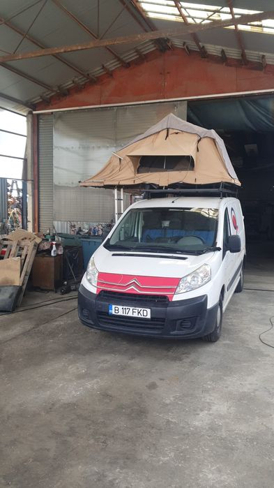 Cort de mașina second-hand