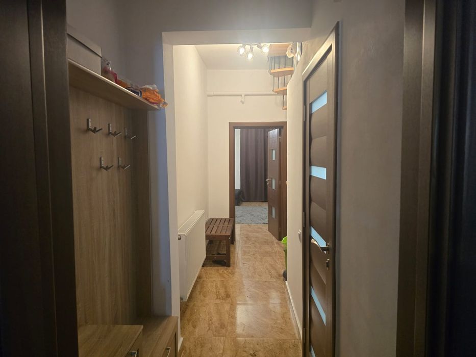 Vand apartament in zona Laminorului
