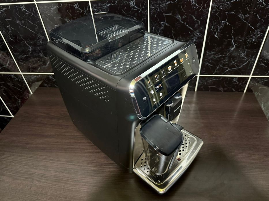 Philips 5400 Series LatteGo – Espressor automat