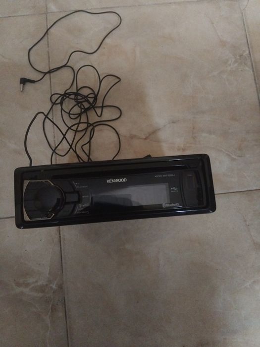 Casetofon Kenwood  Bluetooth