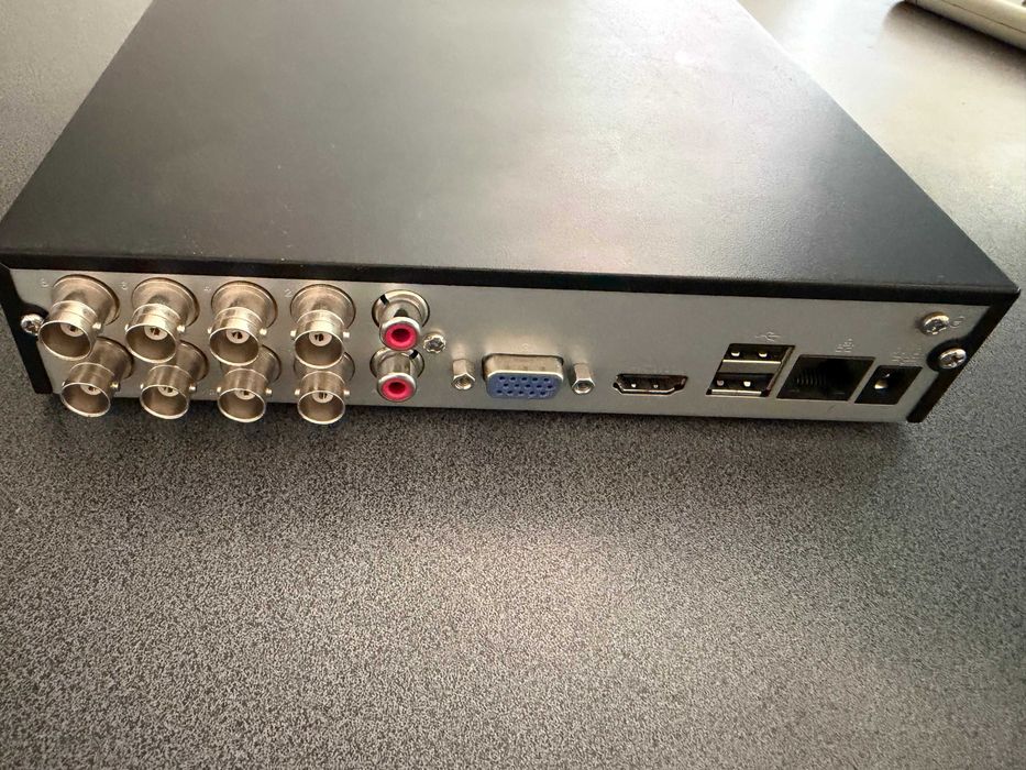 DVR ROVISION 8 canale ROV1B08H + hard Kingston ssd 240GB