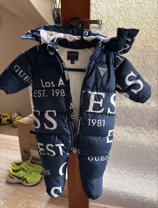 Комбинезон Guess за бебе