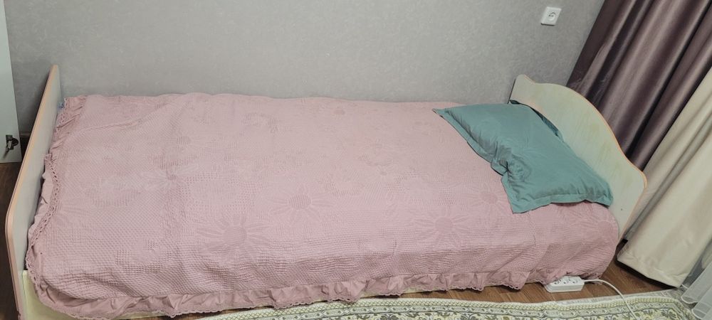 Кровать детский  для девочек