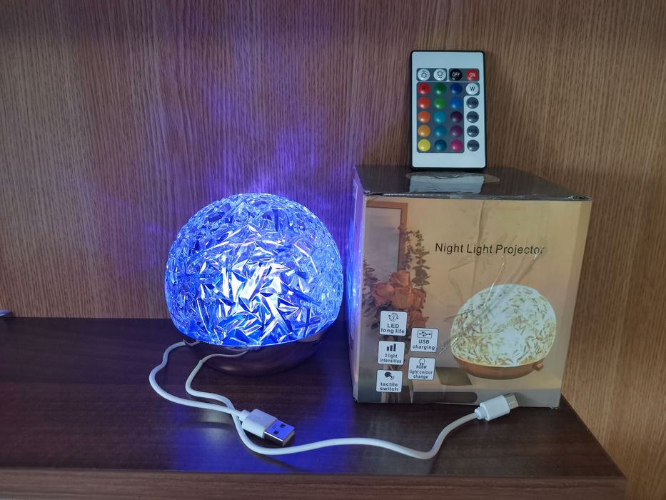 Lampa de veghe, aproape nouă
