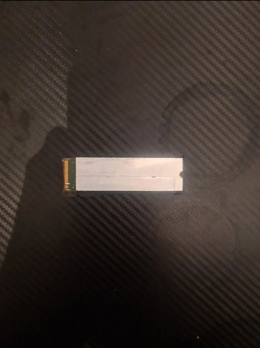 Ssd in jur de 500gb nustiu dacă merge