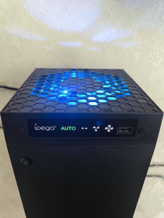Продам Xbox series X