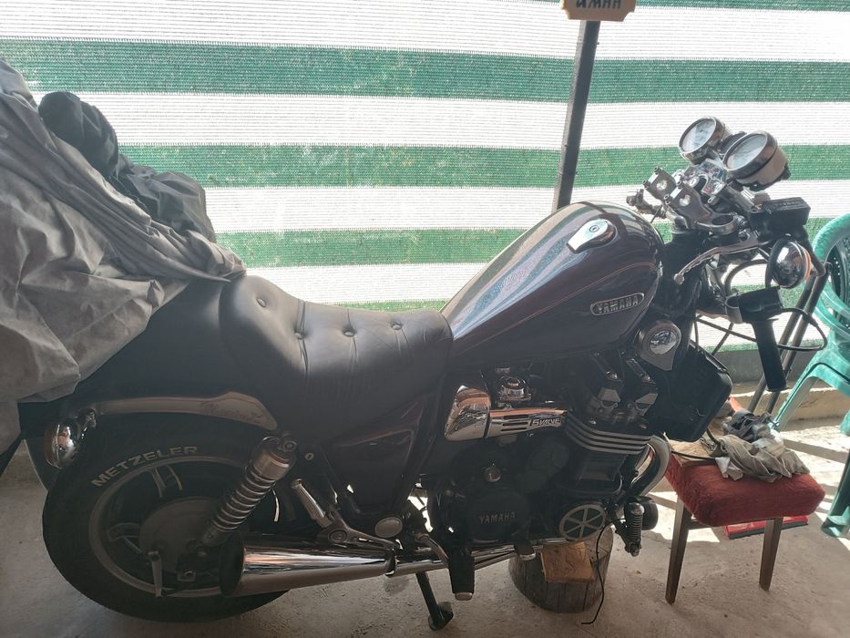 Yamaha XJ Maxim X 700
