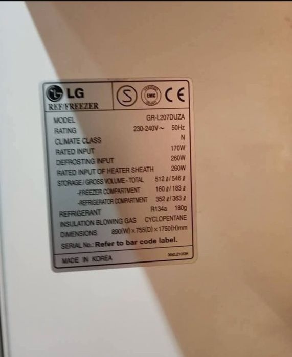 Frigider side by side LG