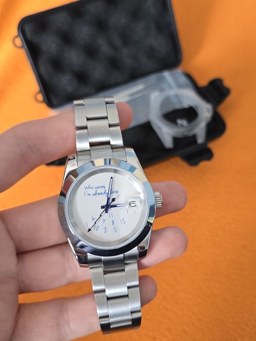 Seiko Mod “Who Cares I’m Already Late” + cutie cadou !