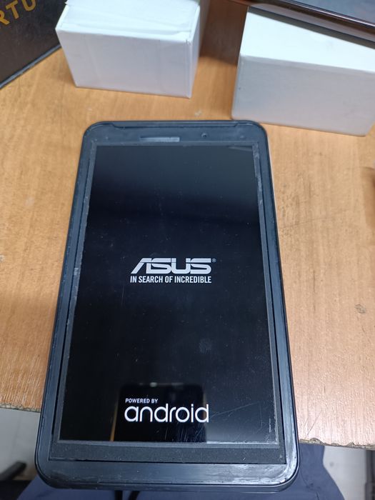 Продам планшет Asus нужно поставить сенсор экрана