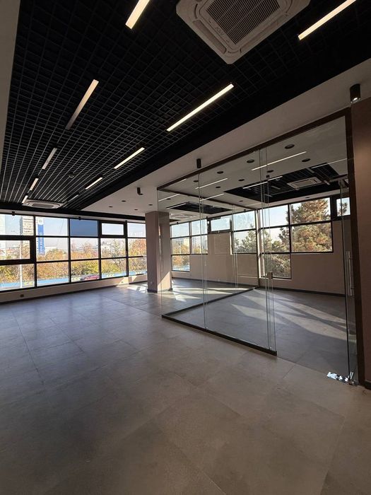 Сдаётся Премиальное Помещение в Центрет 350м2 Хамид Олимжон(N173)
