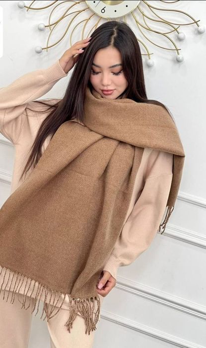 Шарфтар, шапкалар сатылады