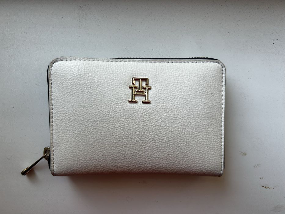 Дамско портмоне Tommy Hilfiger