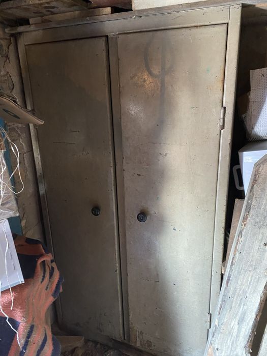 Шкаф инструментальный