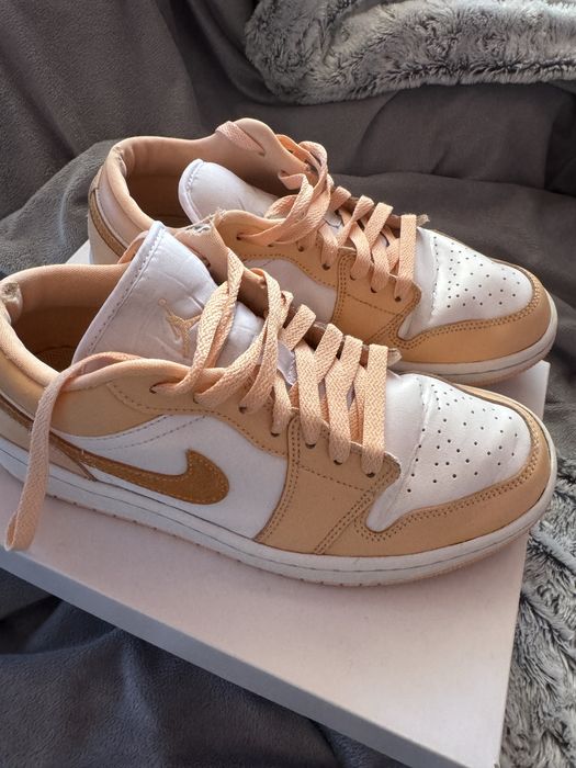 Nike Jordan розови