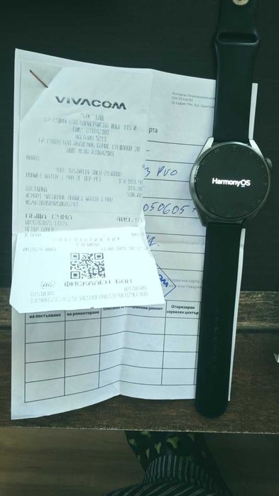 Huawei watch 3pro + оригинален адаптор + много и различни каишки