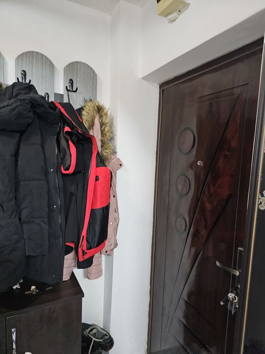 Inchiriez garsoniera