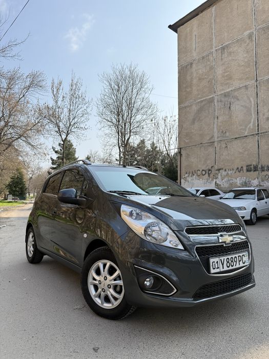 Продаётся Chevrolet Spark AT