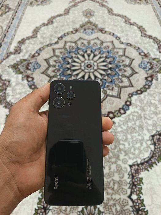 Redmi 12 ideal holatda