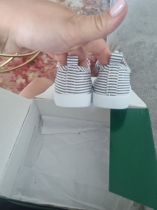 Adidasi Coccodrillo stare perfecta marimea 22