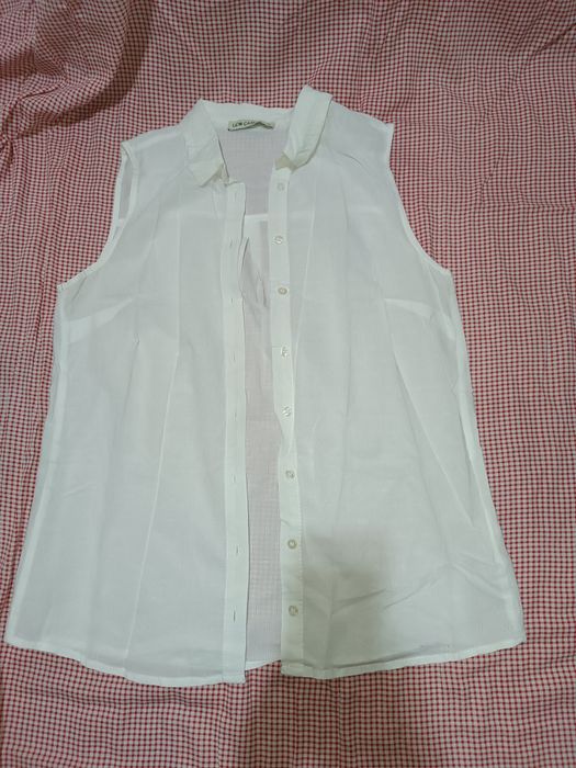 Женские футболки