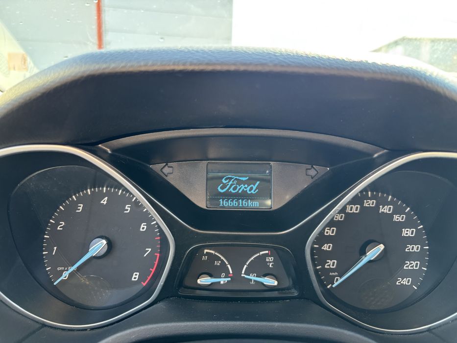 Vand ford focus
