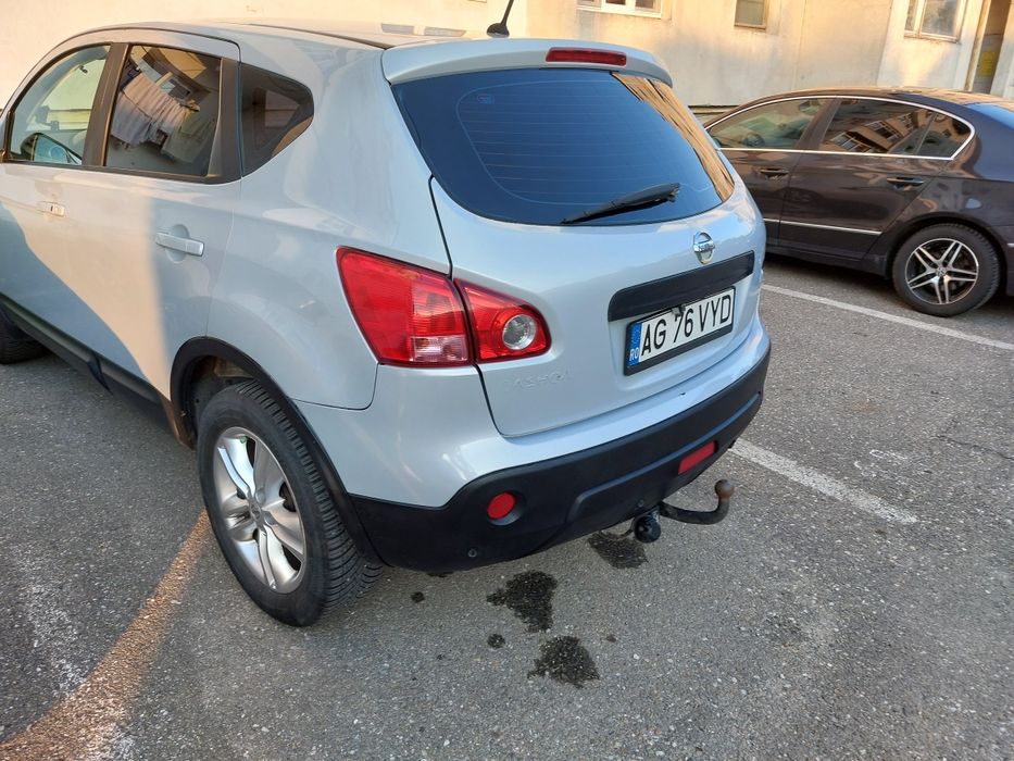 Vând Nissan Qasqai 2009 1.5 4500de euro negociabil sau schimb cu ceva mai nou