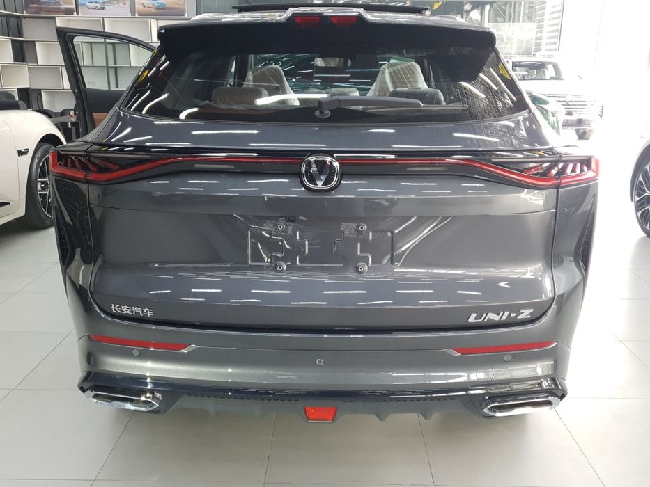 ChangAn Uni-z. Gibrid 2025