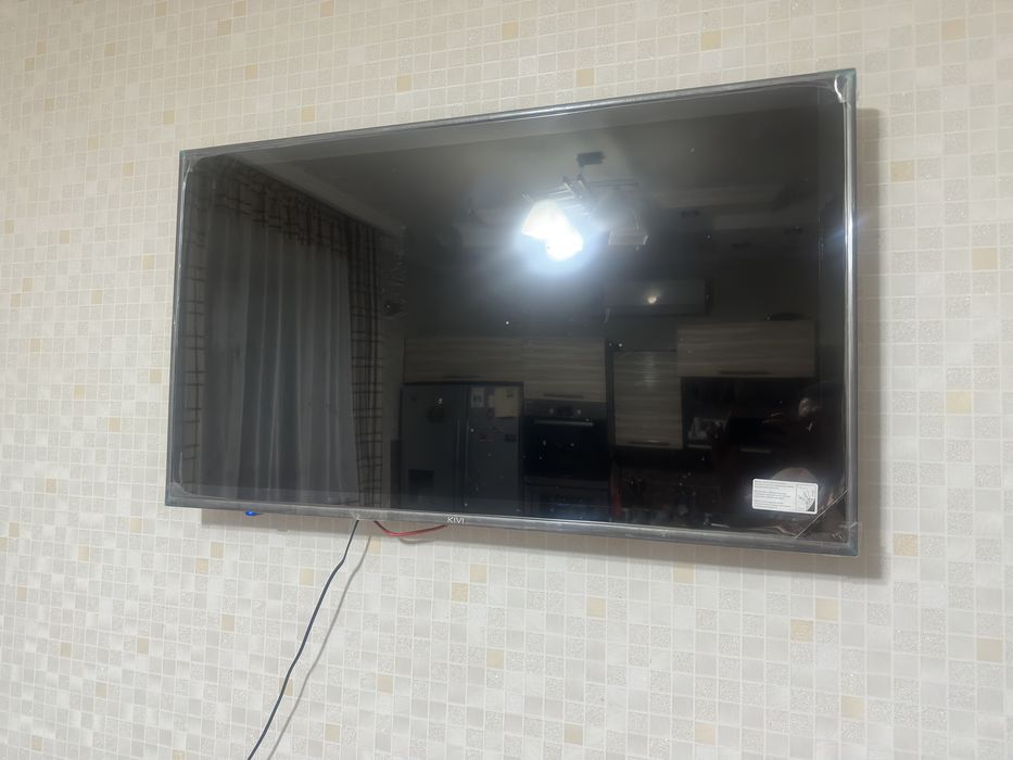 Телевизор 50 дюйм Kivi 50U710KB
