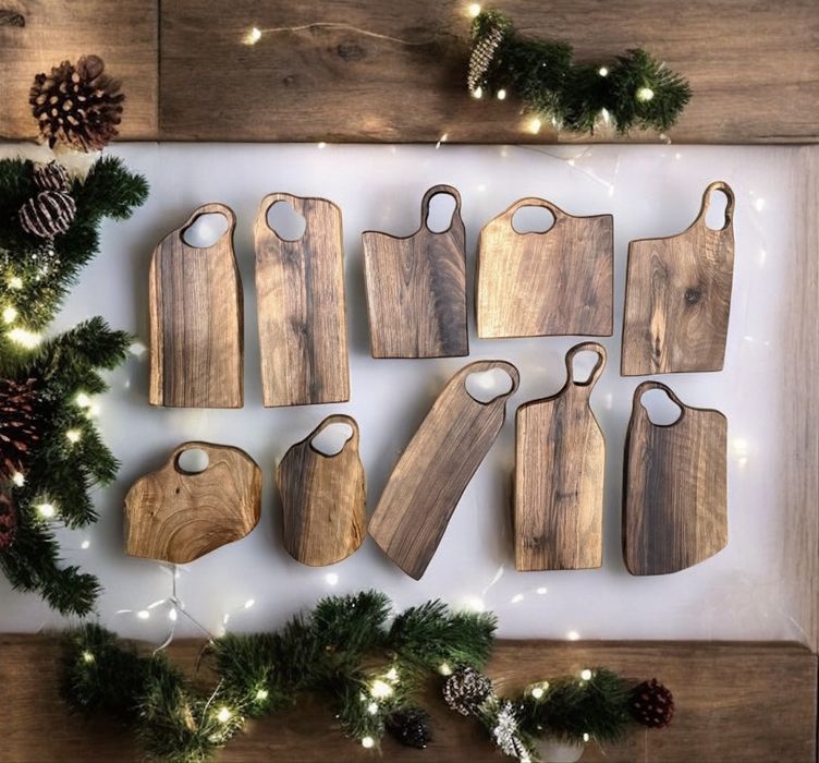 Гравирани дъски от Орех