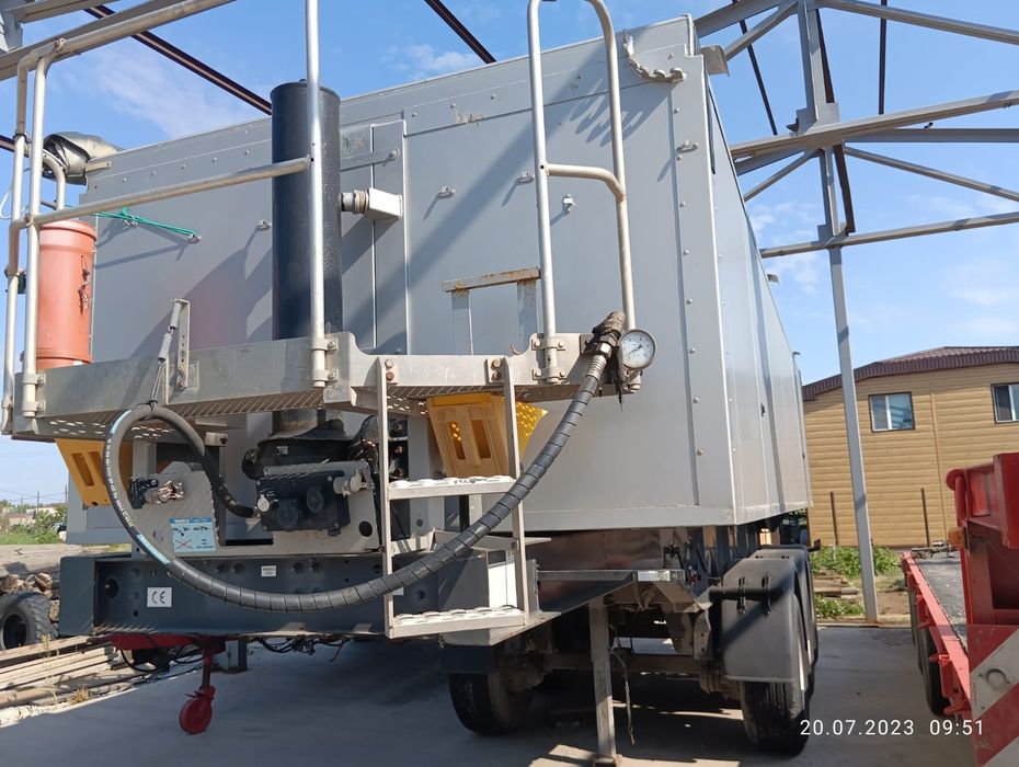 Полуприцеп самосвал германия