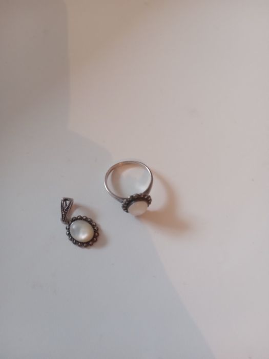 Продам золотые украшения